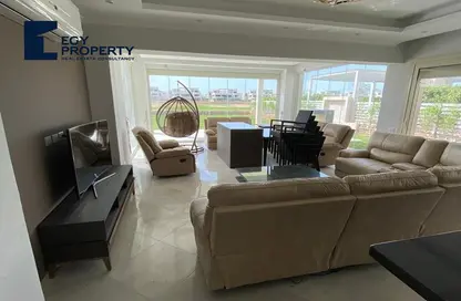 شاليه - 5 غرف نوم - 4 حمامات للبيع في هاسييندا باي - سيدي عبد الرحمن - الساحل الشمالي