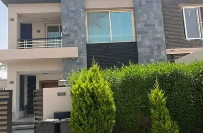 فيلا - 6 غرف نوم - 5 حمامات للايجار في الكارما 4 - كمبوندات الشيخ زايد - الشيخ زايد - الجيزة