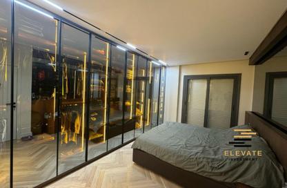 Apartment - 2 Bedrooms - 2 Bathrooms for sale in Lake View Residence - 5th Settlement Compounds - The 5th Settlement - New Cairo City - Cairo