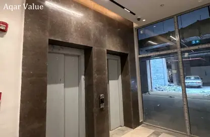 محل - استوديو - 3 حمامات للبيع في نوير - شارع التسعين الشمالي - التجمع الخامس - مدينة القاهرة الجديدة - القاهرة