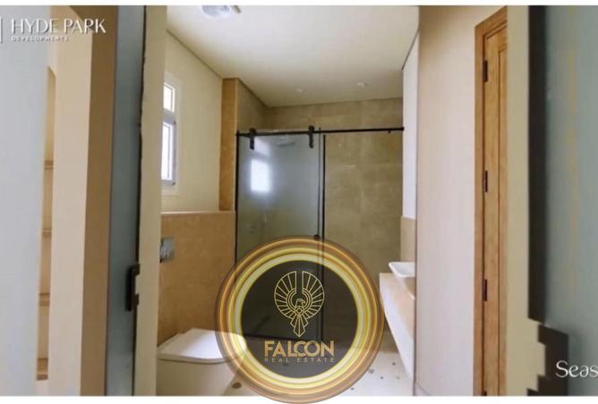 8263400 - Property Image 3