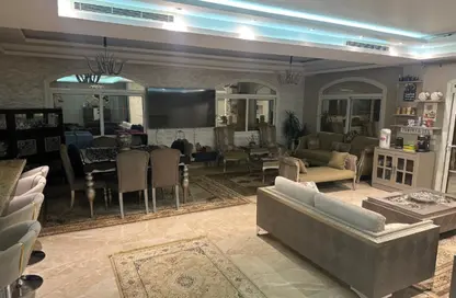 فيلا - 3 غرف نوم - 3 حمامات للبيع في مدينتي - القاهرة