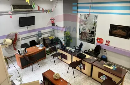 Bulk Rent Unit - Studio - 1 Bathroom for rent in Roshdy Basha St. - Bolkly - Hay Sharq - Alexandria