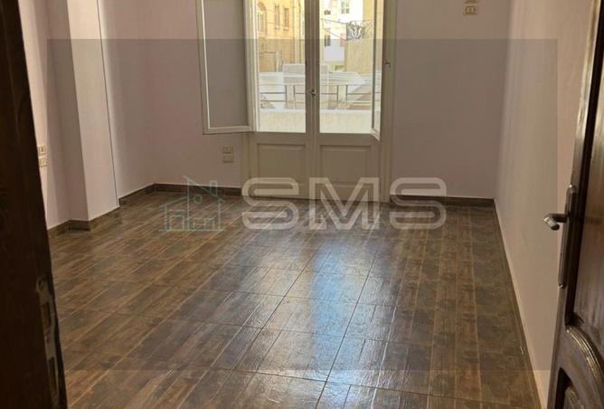 8210596 - Property Image 2