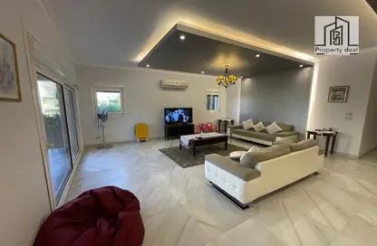 تاون هاوس - 5 غرف نوم - 5 حمامات للبيع في هاسييندا باي - سيدي عبد الرحمن - الساحل الشمالي