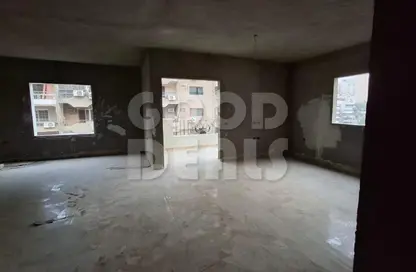 Apartment - 3 Bedrooms - 2 Bathrooms for sale in Abd Al Hamid Badawy St. - El Hegaz Square - El Nozha - Cairo