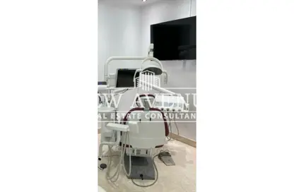 Clinic - Studio - 1 Bathroom for rent in October Plaza - 6 October Compounds - 6 October City - Giza