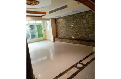 Apartment - 3 Bedrooms - 2 Bathrooms for rent in Makram Ebeid St. - 6th Zone - Nasr City - Cairo