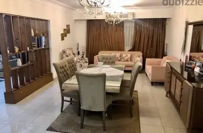 Apartment - 3 Bedrooms - 1 Bathroom for sale in Mohamed Farid Abou Hadid St. - Al Hadiqah Al Dawliyah - 7th District - Nasr City - Cairo