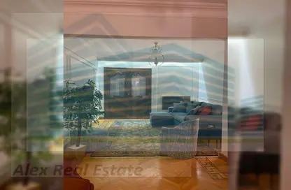 شقة - 3 غرف نوم - 2 حمامات للايجار في شارع خليل باشا - كفر عبده - رشدي - حي شرق - الاسكندرية