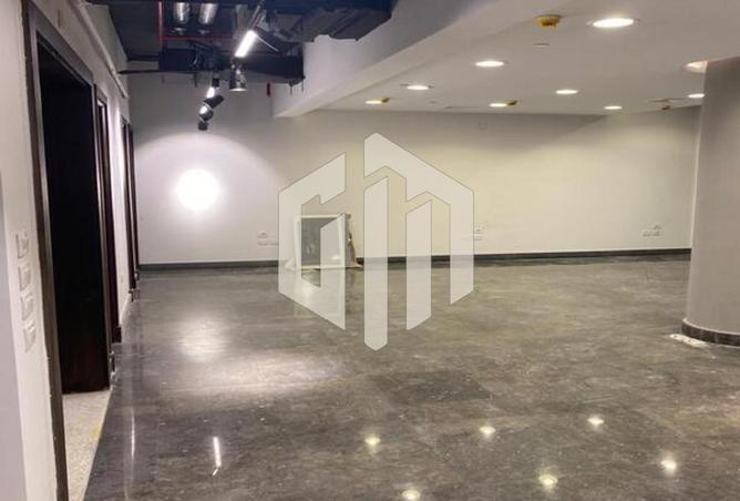 8555575 - Property Image 2