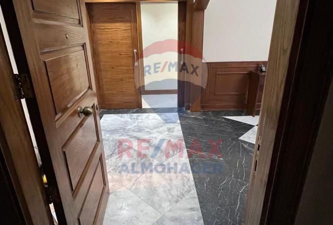 8524230 - Property Image 2