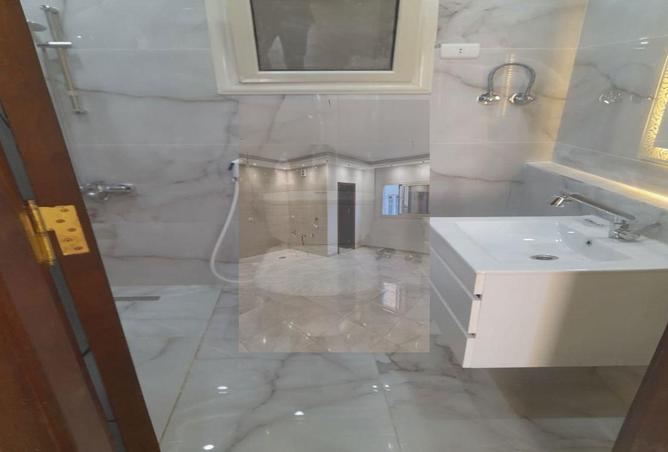 7900469 - Property Image 2