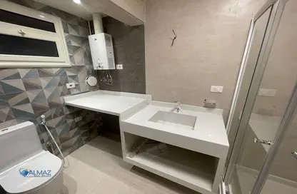Apartment - 2 Bedrooms - 2 Bathrooms for rent in Mohamed Basha Riad St. - Heliopolis Square - El Nozha - Cairo
