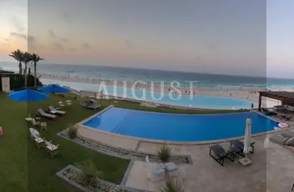 قصر - 8 غرف نوم - 8 حمامات للبيع في مراسي - سيدي عبد الرحمن - الساحل الشمالي