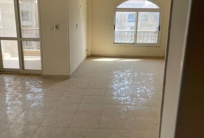 8115308 - Property Image 2