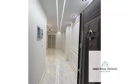 Apartment - 2 Bedrooms - 1 Bathroom for sale in Gate 2 - Khafre - Hadayek El Ahram - Giza