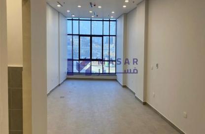 Clinic - Studio - 1 Bathroom for rent in Side Walk Mall - El Banafseg 1 - El Banafseg - New Cairo City - Cairo