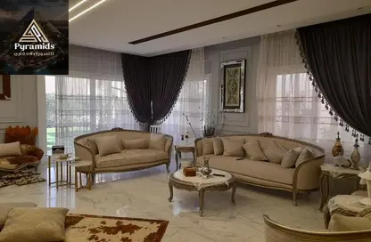 فيلا - 5 غرف نوم - 5 حمامات للايجار في شارع دريم لاند - دريم لاند - طريق الواحات - مدينة 6 أكتوبر - الجيزة