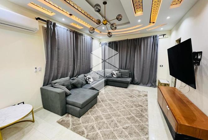 8243877 - Property Image 3