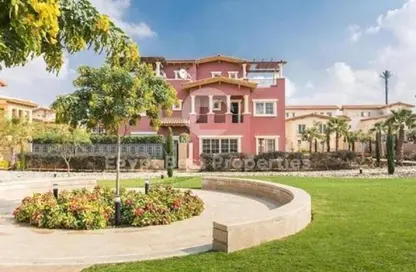 Apartment - 3 Bedrooms - 3 Bathrooms for sale in Hyde Park - New Cairo City - Cairo