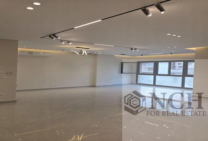 8353157 - Property Image 3