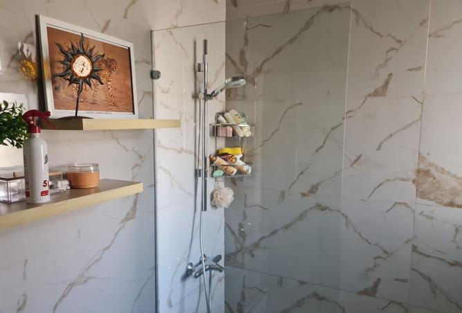 8072312 - Property Image 3