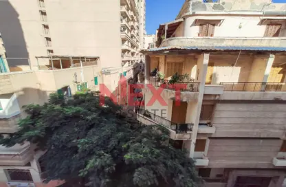 شقة - 3 غرف نوم - 2 حمامات للايجار في شارع علي ذو الفقار - كفر عبده - رشدي - حي شرق - الاسكندرية
