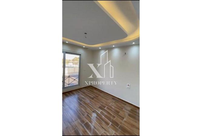 8009498 - Property Image 3