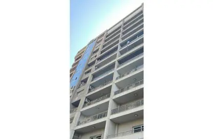 بناية كاملة - استوديو للايجار في شارع كورنيش النيل - جاردن سيتي - القاهرة