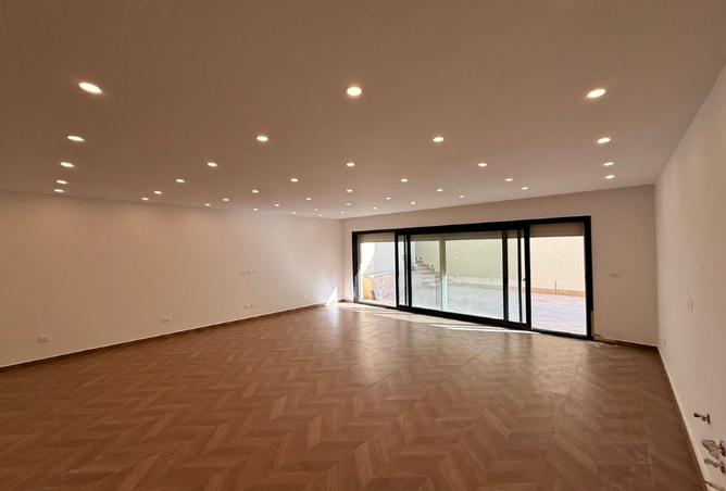 8528915 - Property Image 3