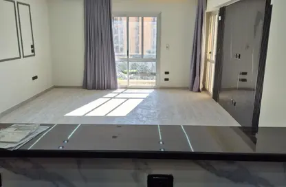 Apartment - 2 Bedrooms - 1 Bathroom for sale in Al Rehab - New Cairo City - Cairo