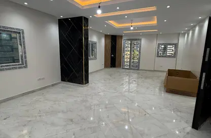 Co-Working Space - Studio - 2 Bathrooms for rent in El Narges Buildings - Al Narges - New Cairo City - Cairo