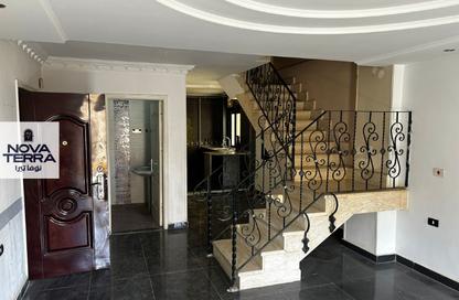 Duplex - 3 Bedrooms - 2 Bathrooms for sale in 3rd District - 6 October City - Giza