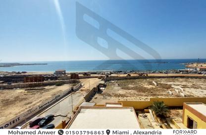 Apartment - 4 Bedrooms - 2 Bathrooms for sale in Mohammad Ngeeb Street - Sidi Beshr - Hay Awal El Montazah - Alexandria