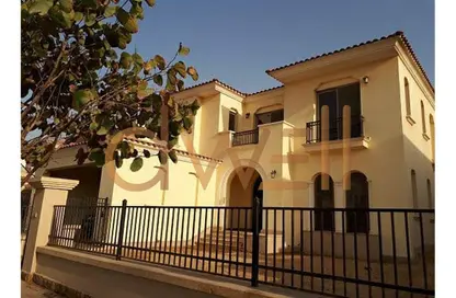 فيلا - 4 غرف نوم - 4 حمامات للبيع في ألبا سبينديا - اب تاون كايرو - المقطم - القاهرة