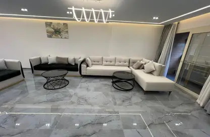 شقة - 3 غرف نوم - 3 حمامات للايجار في شارع الحجاز - المهندسين - الجيزة