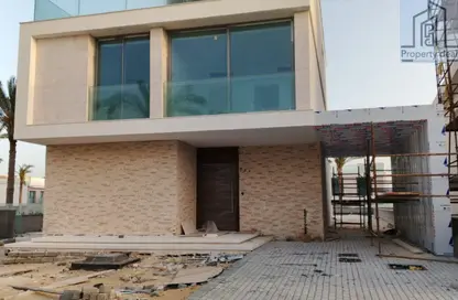 فيلا - 5 غرف نوم - 5 حمامات للبيع في مراسي - سيدي عبد الرحمن - الساحل الشمالي