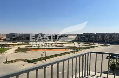 (بنتهاوس  (روف - 3 غرف نوم - 3 حمامات للبيع في سوديك ايست - الحي السادس - هليوبوليس الجديدة - القاهرة