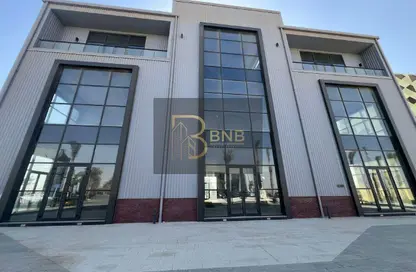 Office Space - Studio - 3 Bathrooms for rent in District 5 - 5th Settlement Compounds - The 5th Settlement - New Cairo City - Cairo