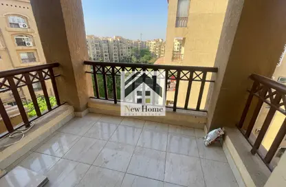 Apartment - 2 Bedrooms - 2 Bathrooms for sale in Al Shorouk Road - 1st Neighborhood - 8th District - Shorouk City - Cairo