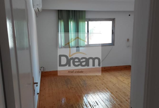 8365387 - Property Image 2