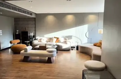 دوبلكس - 3 غرف نوم - 3 حمامات للبيع في جاليريا  مون فالى - المستثمرين الجنوبية - مدينة القاهرة الجديدة - القاهرة
