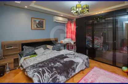 شقة - 3 غرف نوم - 3 حمامات للبيع في شارع البرت الاول - سموحة - حي شرق - الاسكندرية