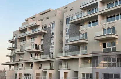 Apartment - 3 Bedrooms - 2 Bathrooms for sale in Mountain View iCity - 5th Settlement Compounds - The 5th Settlement - New Cairo City - Cairo