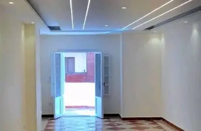 Chalet - 3 Bedrooms - 2 Bathrooms for sale in 15 May Street - Smouha - Hay Sharq - Alexandria