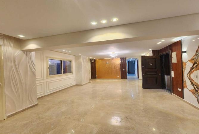 8304142 - Property Main Image