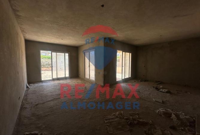 8233242 - Property Image 2