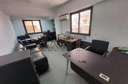 بناية كاملة - استوديو - 8 حمامات للايجار في شارع فلسطين - المعادي الجديدة - حي المعادي - القاهرة