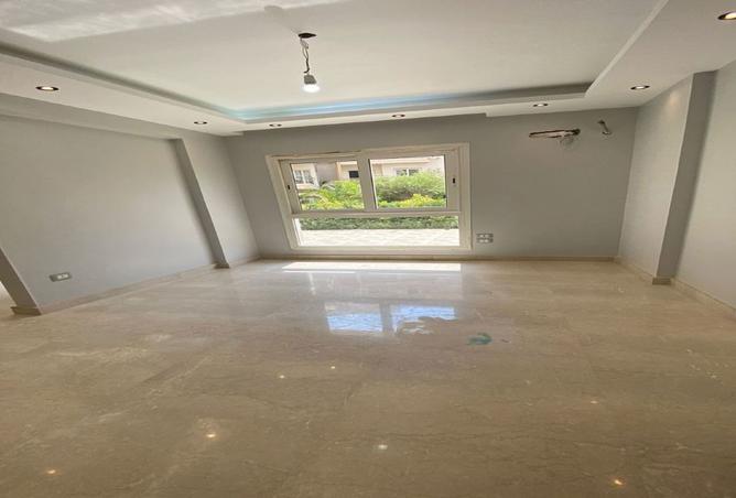 8232903 - Property Image 2